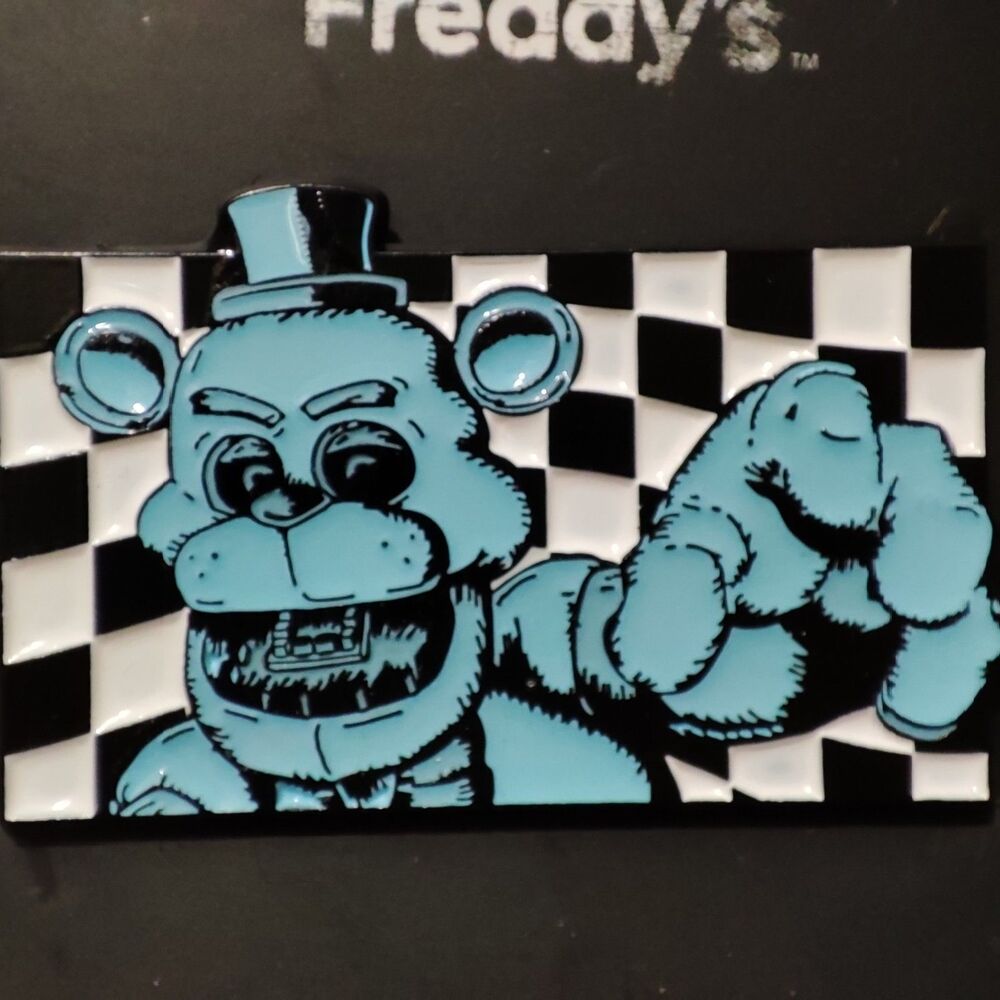 Five Nights At Freddy's Freddy Fazbear Glow In The Dark Enamel Lapel Pin Badge